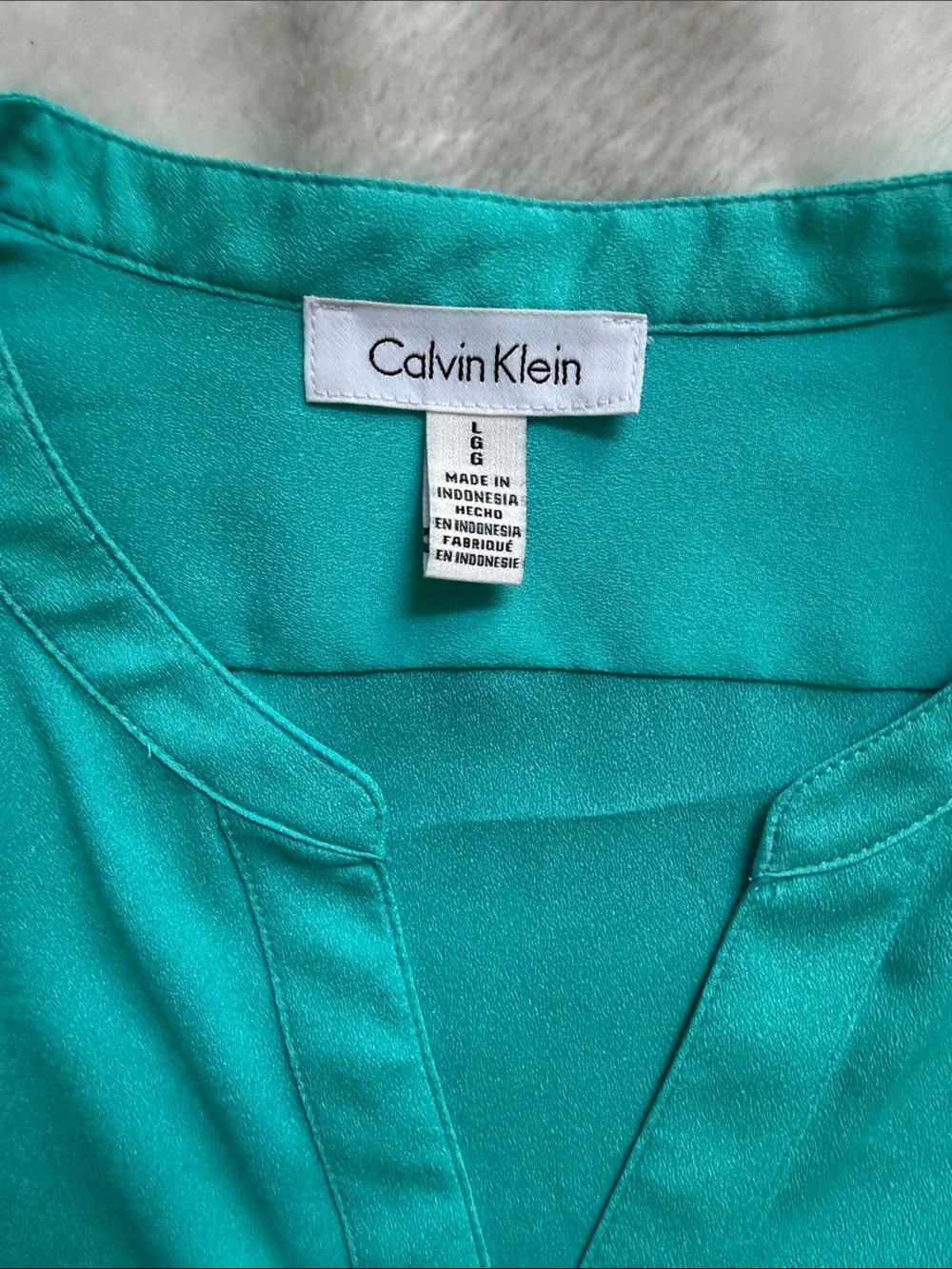Calvin Klein Women's Teal Button-Down Shirt with Zip Pockets